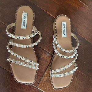 Steve Madden Skylar sandals size 9